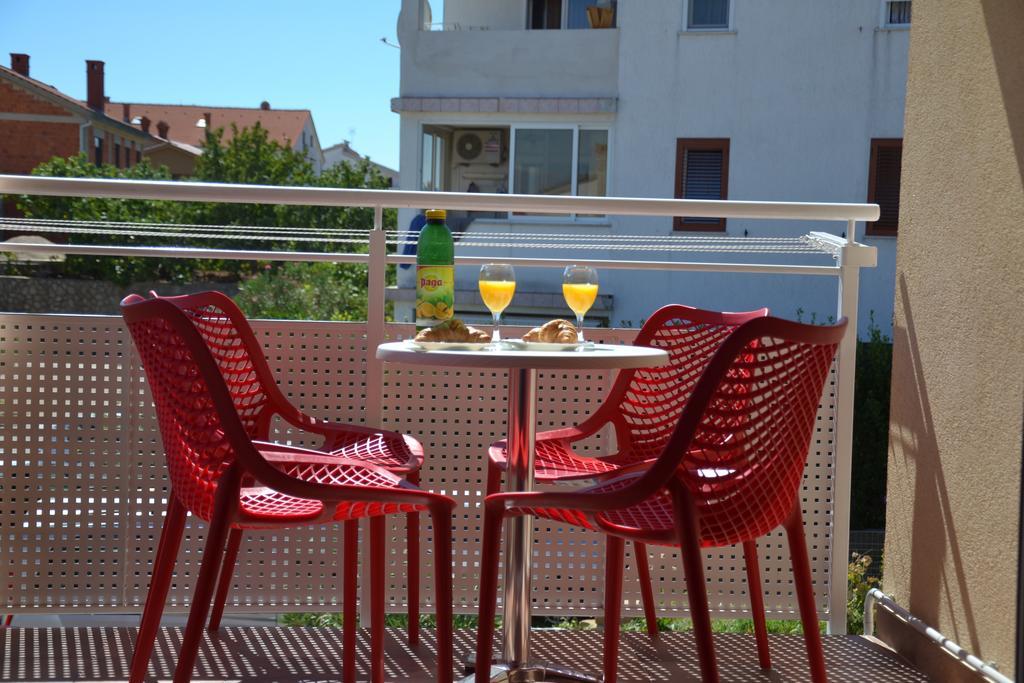 Apartment Klara Крк Экстерьер фото